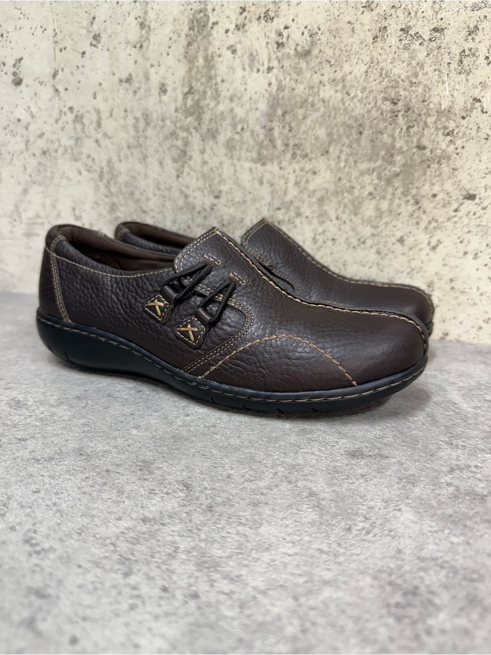 Clarks Ashland Cove Brown Leather Comfort Slip On Shoes Womens 6.5 - Picture 4 of 10